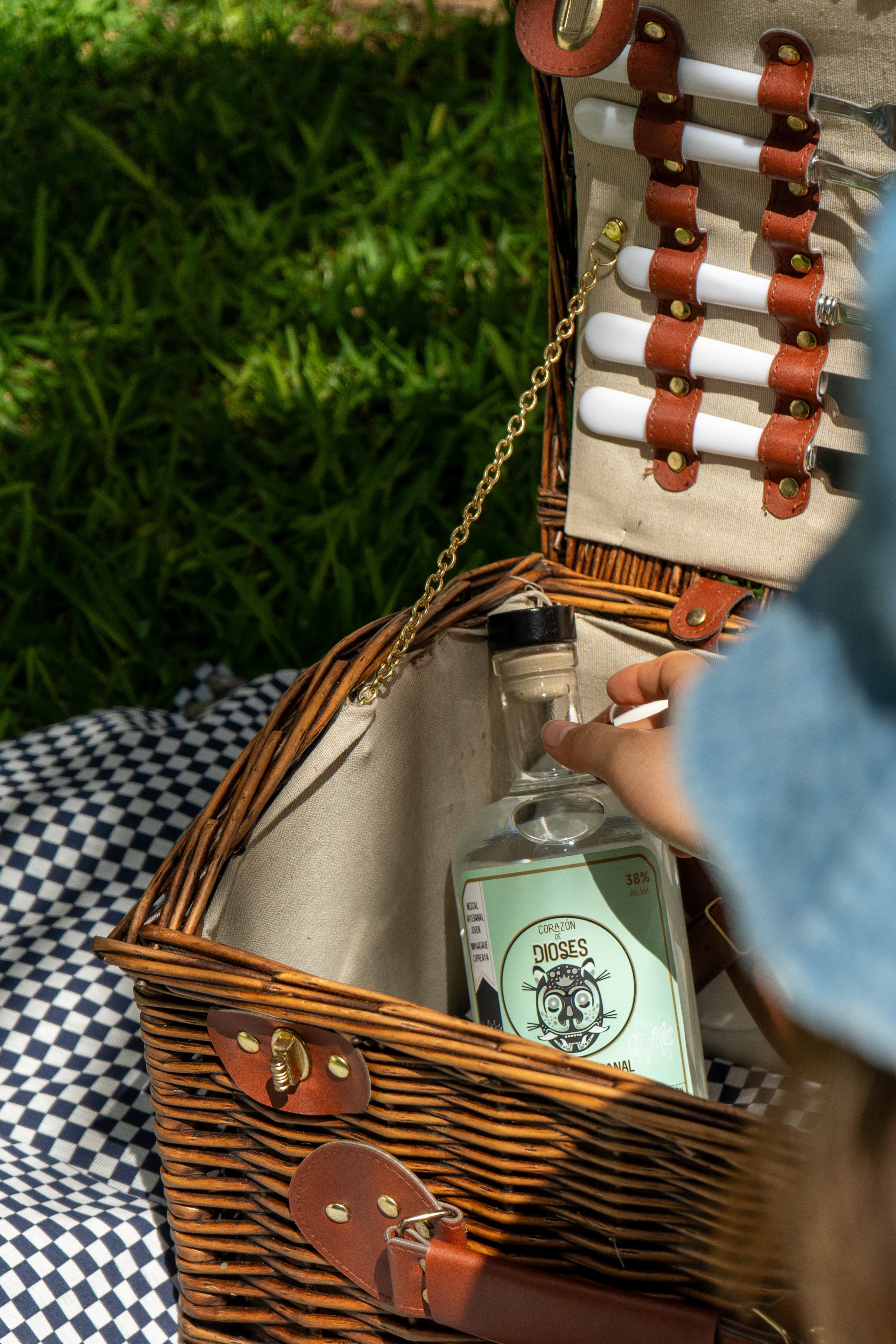 La Mejor Forma de Tomar Mezcal